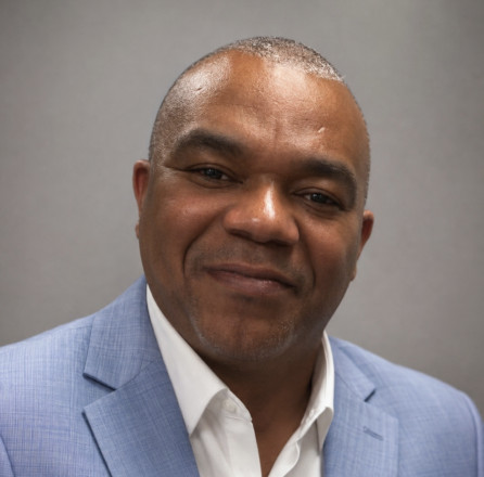 Pastor Roberto Decena